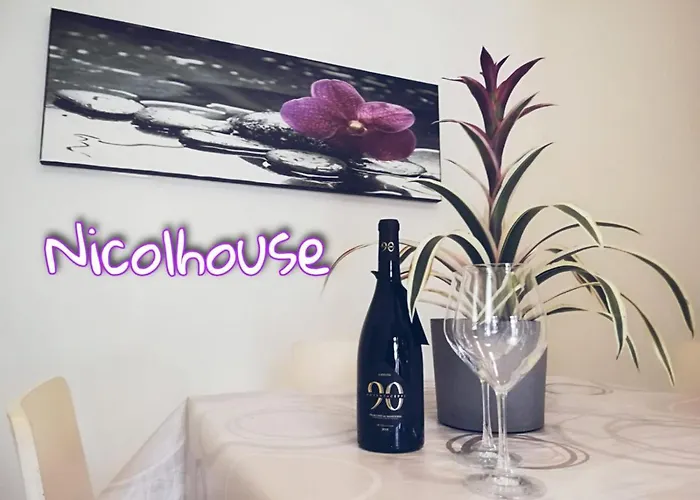 Nicolhouse